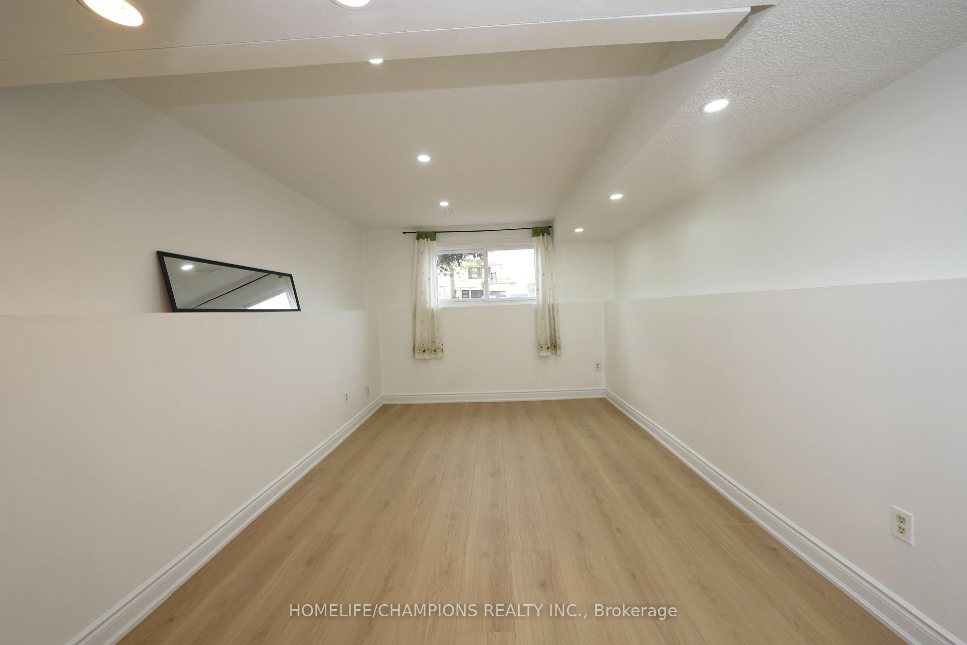 Photo 20 of 1428 Outlet Drive, Oshawa, Lakeview — HOMEH