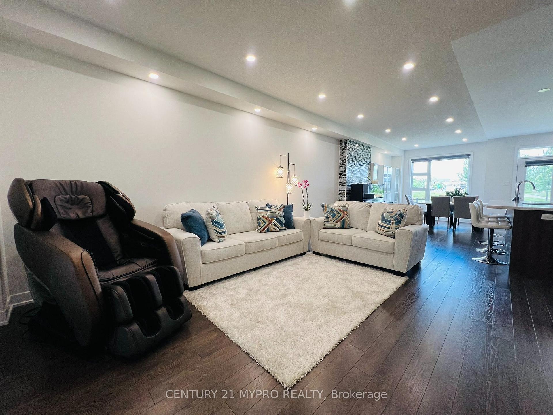 Photo 6 of 88 Donald Fleming Way, Whitby, Pringle Creek — HOMEH