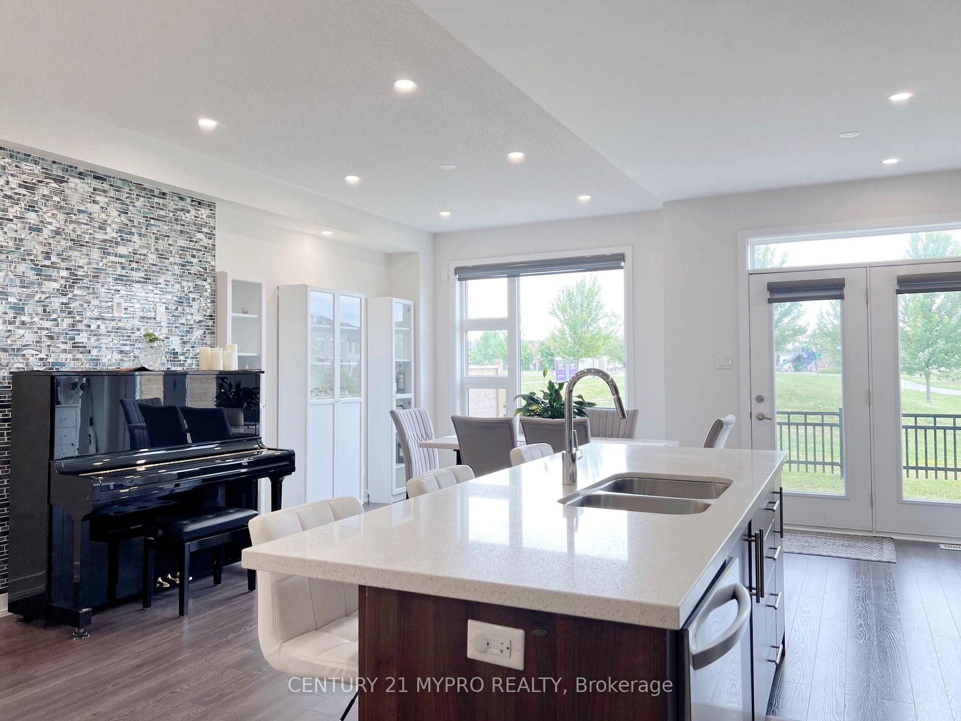 Photo 10 of 88 Donald Fleming Way, Whitby, Pringle Creek — HOMEH