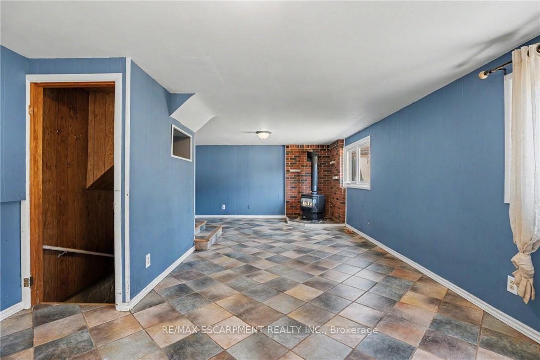Photo 14 of 485 Cochrane Road, Hamilton, Rosedale — HOMEH