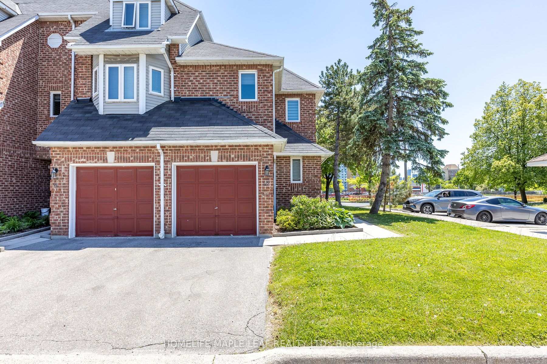 Photo 2 of Unit 10, 45 Bristol Road E, Mississauga, Hurontario — HOMEH
