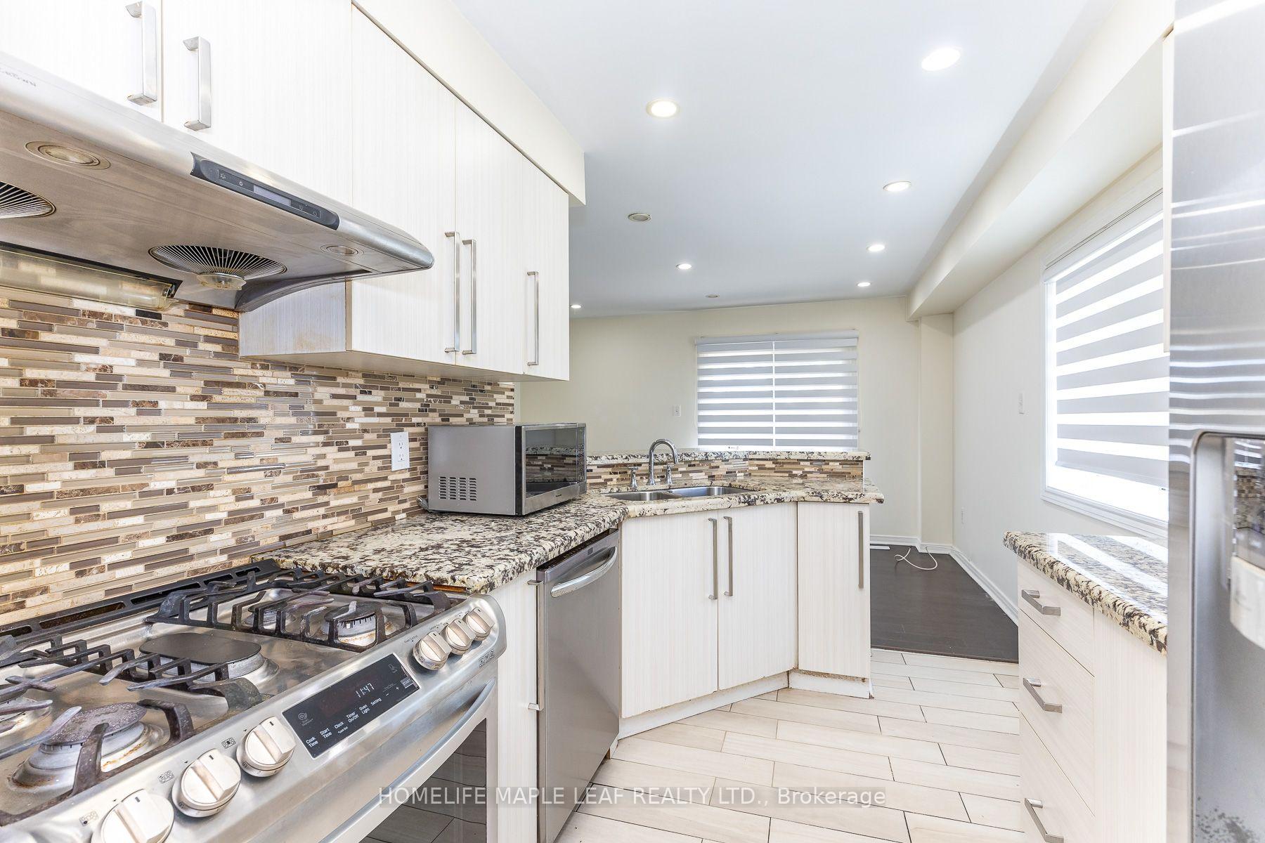 Photo 10 of Unit 10, 45 Bristol Road E, Mississauga, Hurontario — HOMEH