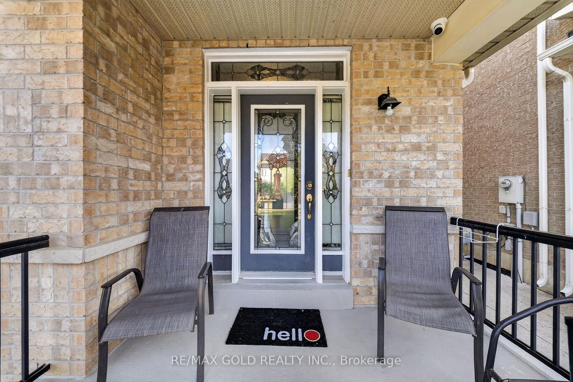 Photo 2 of 104 Everingham Circle, Brampton, Sandringham-Wellington — HOMEH
