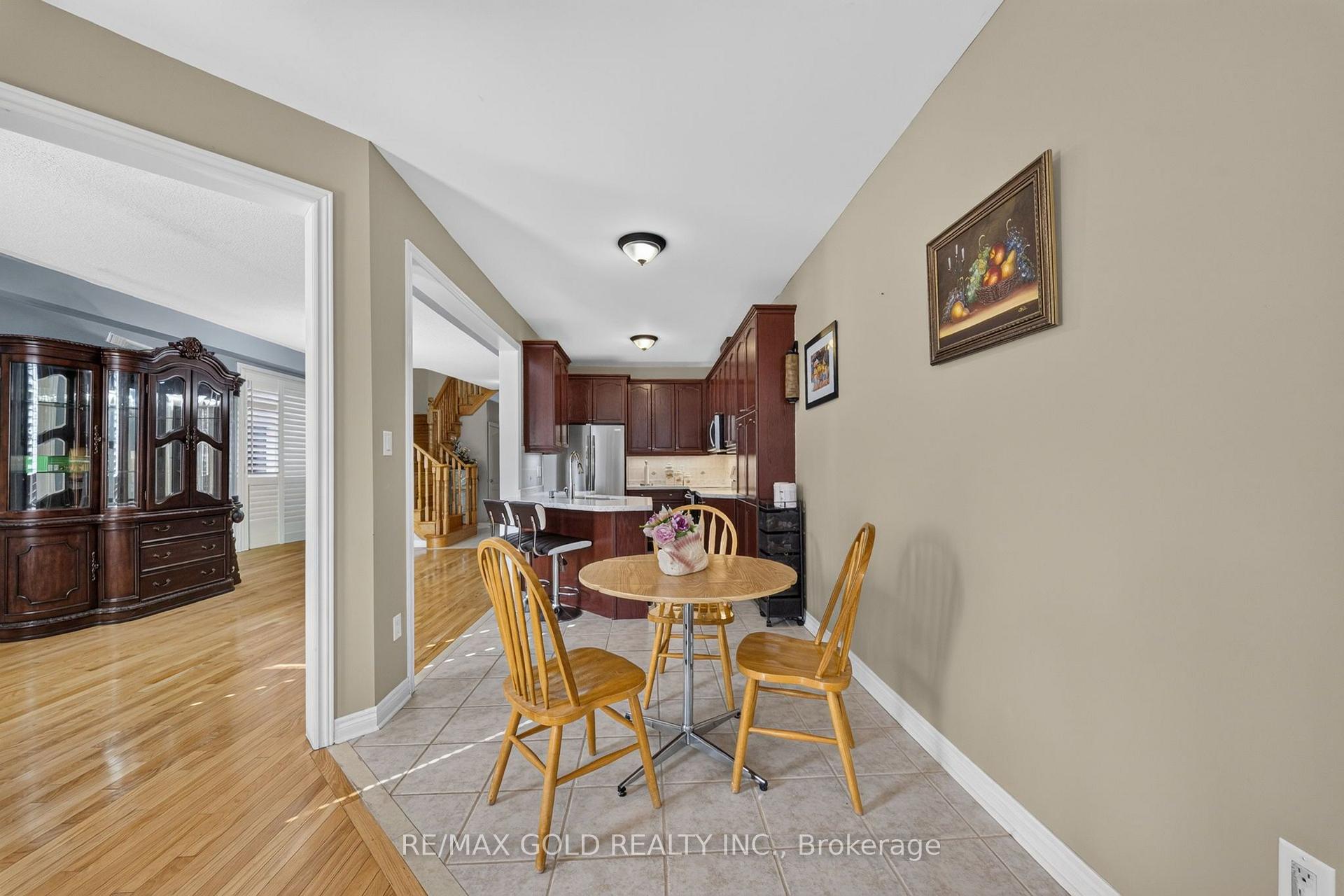 Photo 13 of 104 Everingham Circle, Brampton, Sandringham-Wellington — HOMEH
