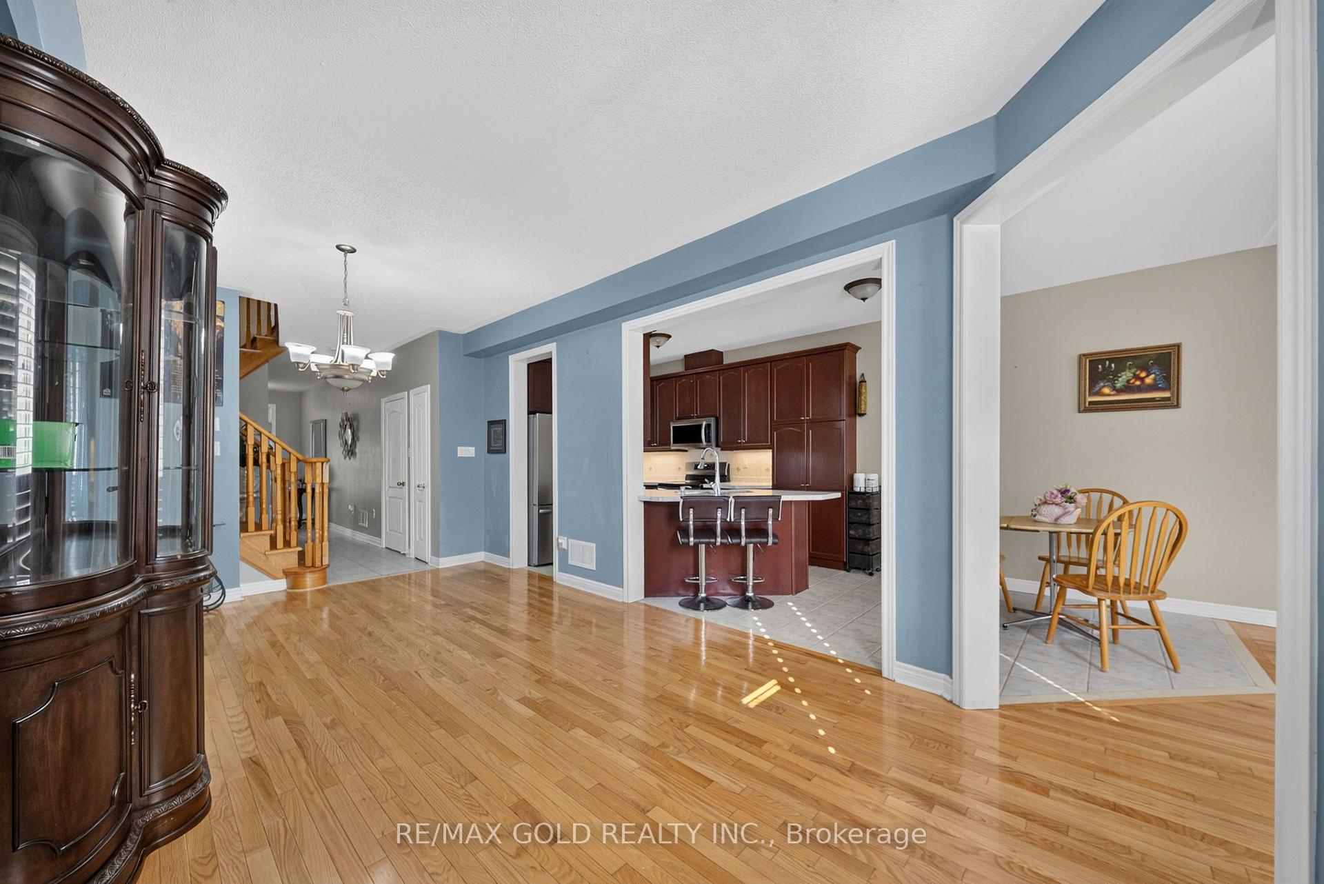 Photo 18 of 104 Everingham Circle, Brampton, Sandringham-Wellington — HOMEH