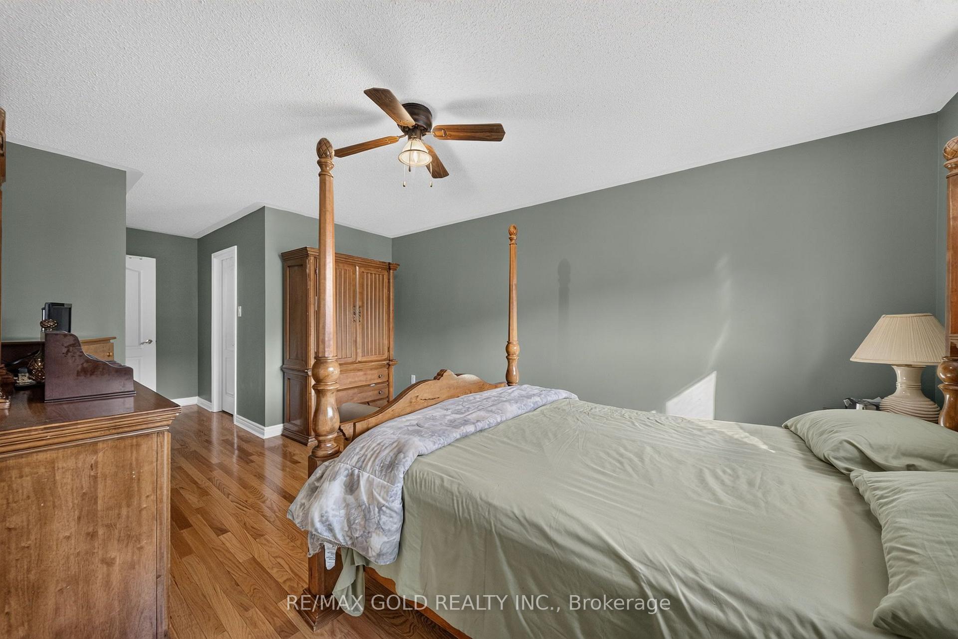 Photo 24 of 104 Everingham Circle, Brampton, Sandringham-Wellington — HOMEH