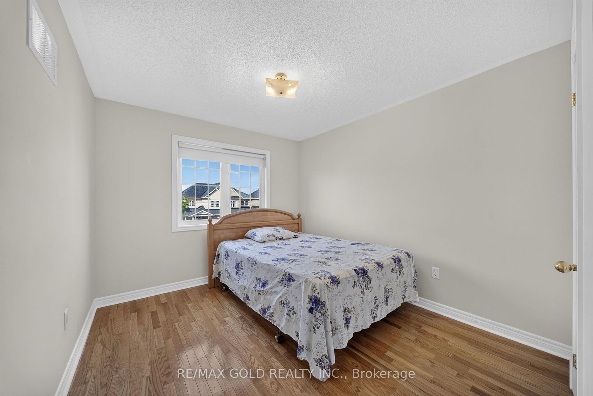 Photo 27 of 104 Everingham Circle, Brampton, Sandringham-Wellington — HOMEH
