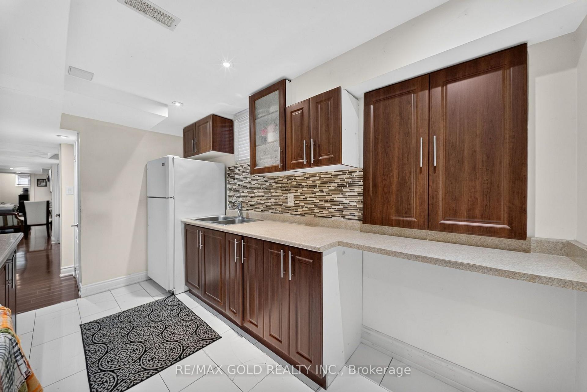 Photo 36 of 104 Everingham Circle, Brampton, Sandringham-Wellington — HOMEH