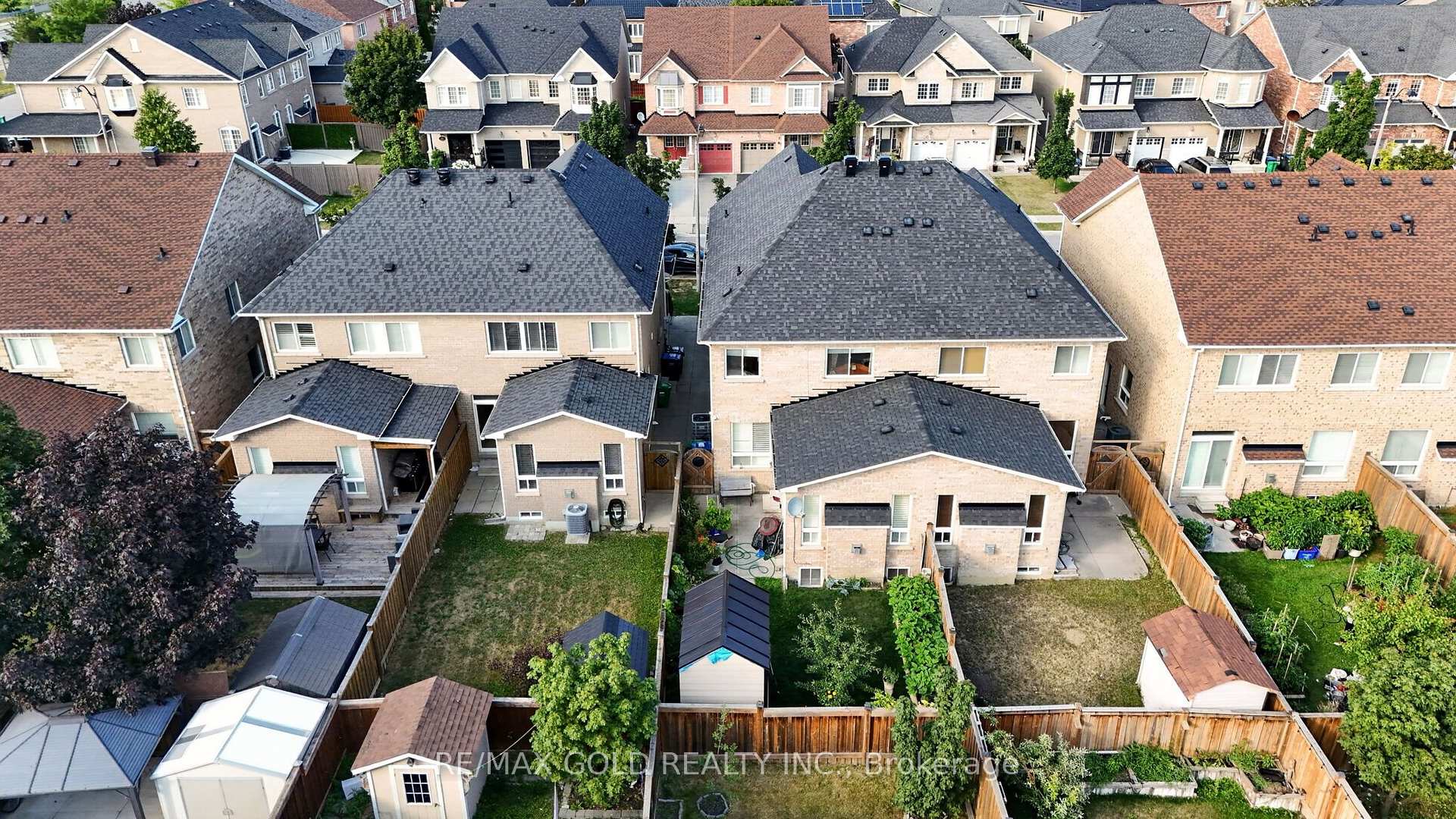 Photo 47 of 104 Everingham Circle, Brampton, Sandringham-Wellington — HOMEH