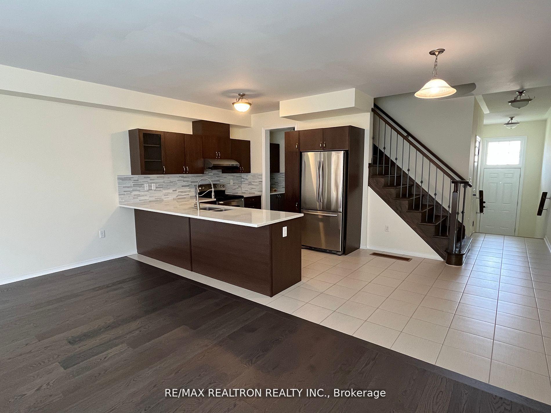 Photo 2 of 10284 Woodbine Avenue, Markham, Cathedraltown — HOMEH