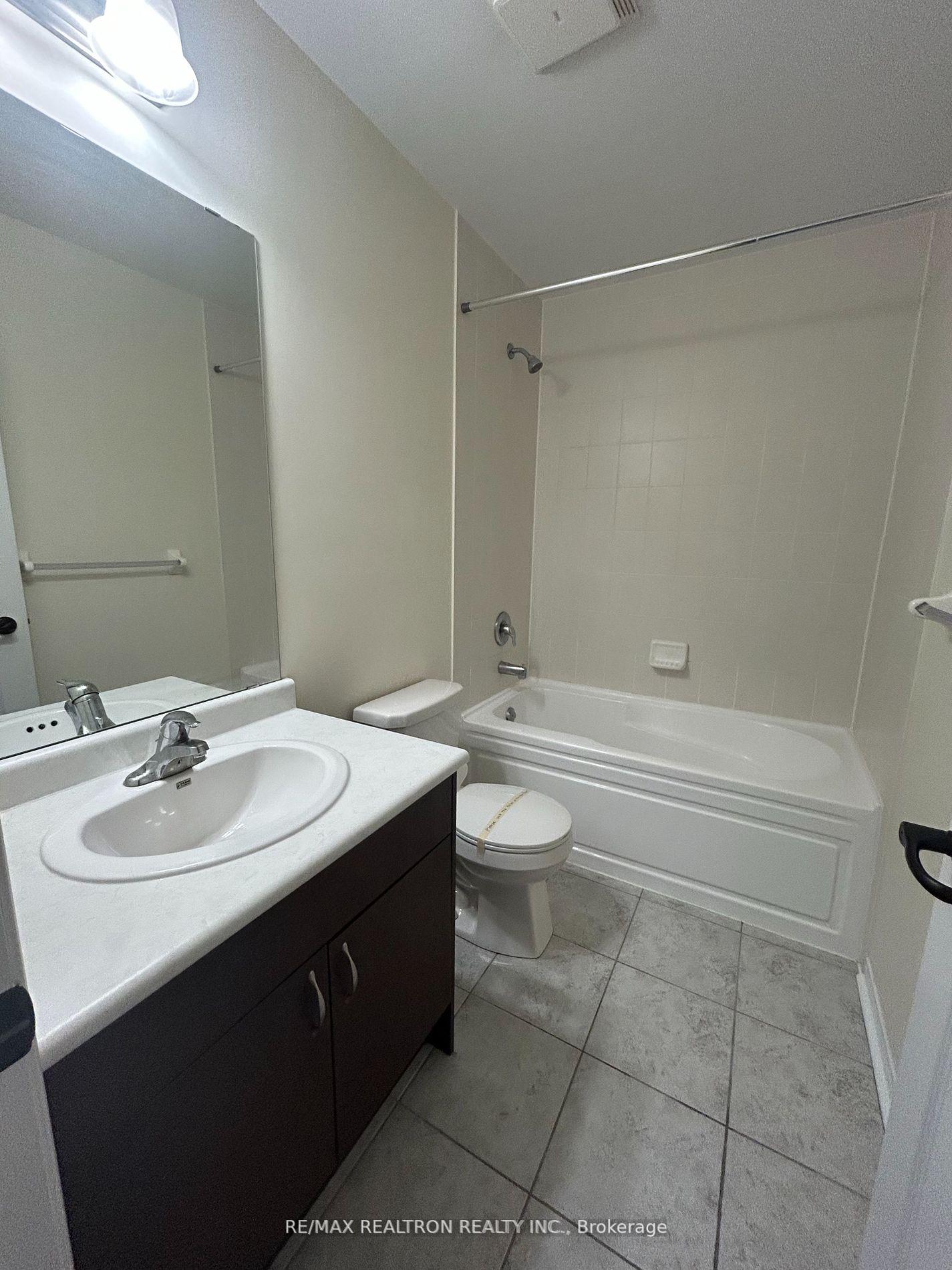 Photo 16 of 10284 Woodbine Avenue, Markham, Cathedraltown — HOMEH