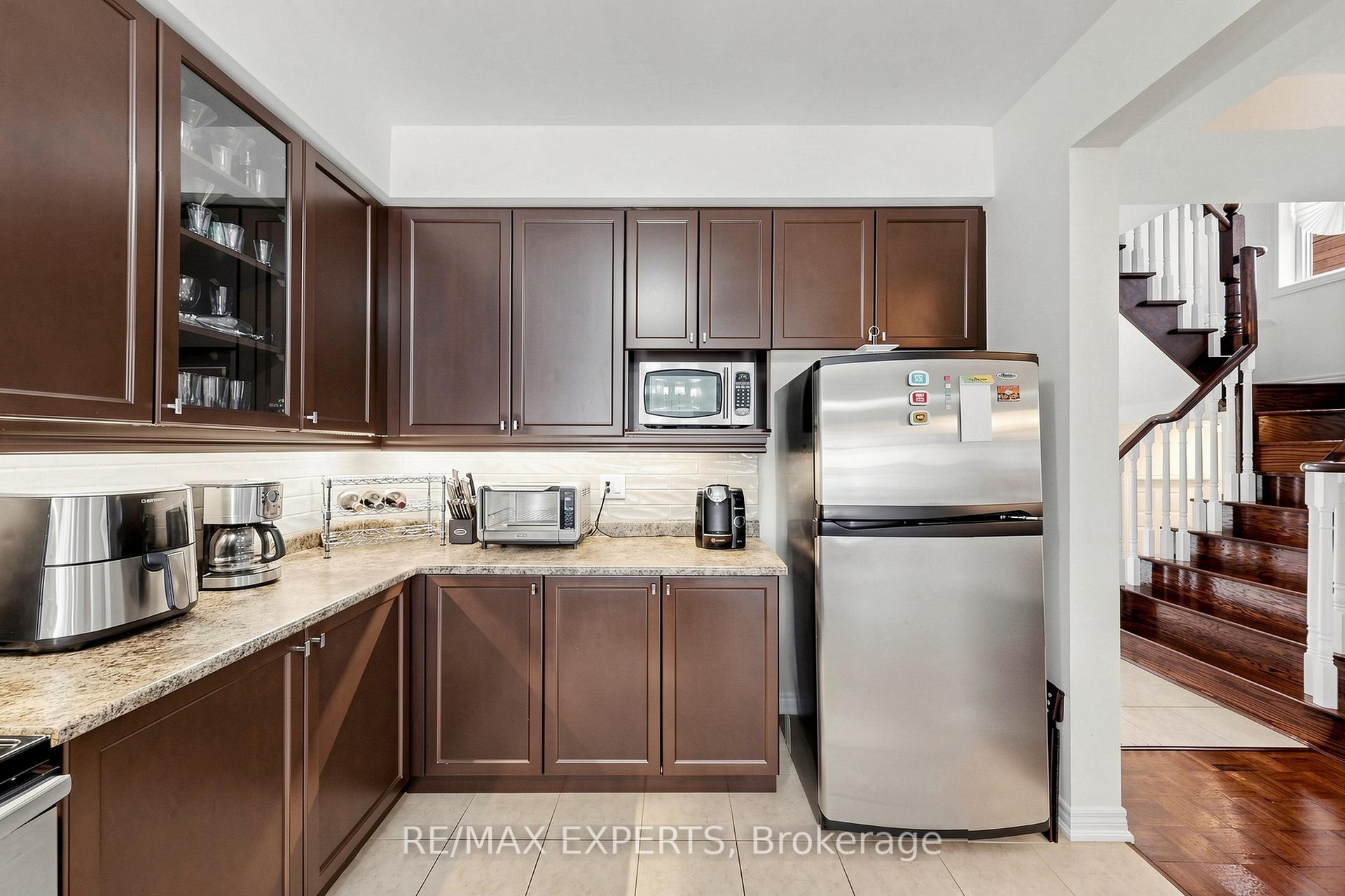 Photo 14 of 113 Boticelli Way, Vaughan, Vellore Village — HOMEH