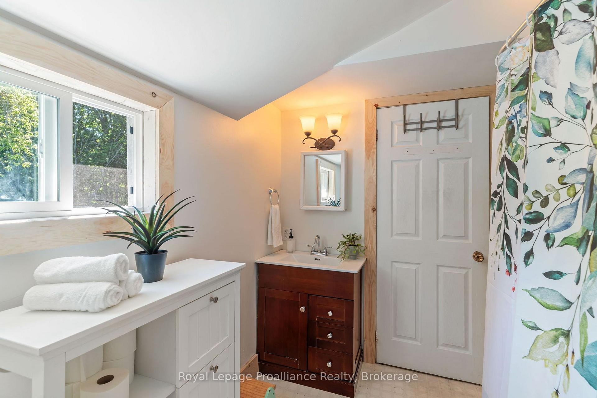 Photo 27 of 211 Alexander Road, Brighton, Rural Brighton — HOMEH