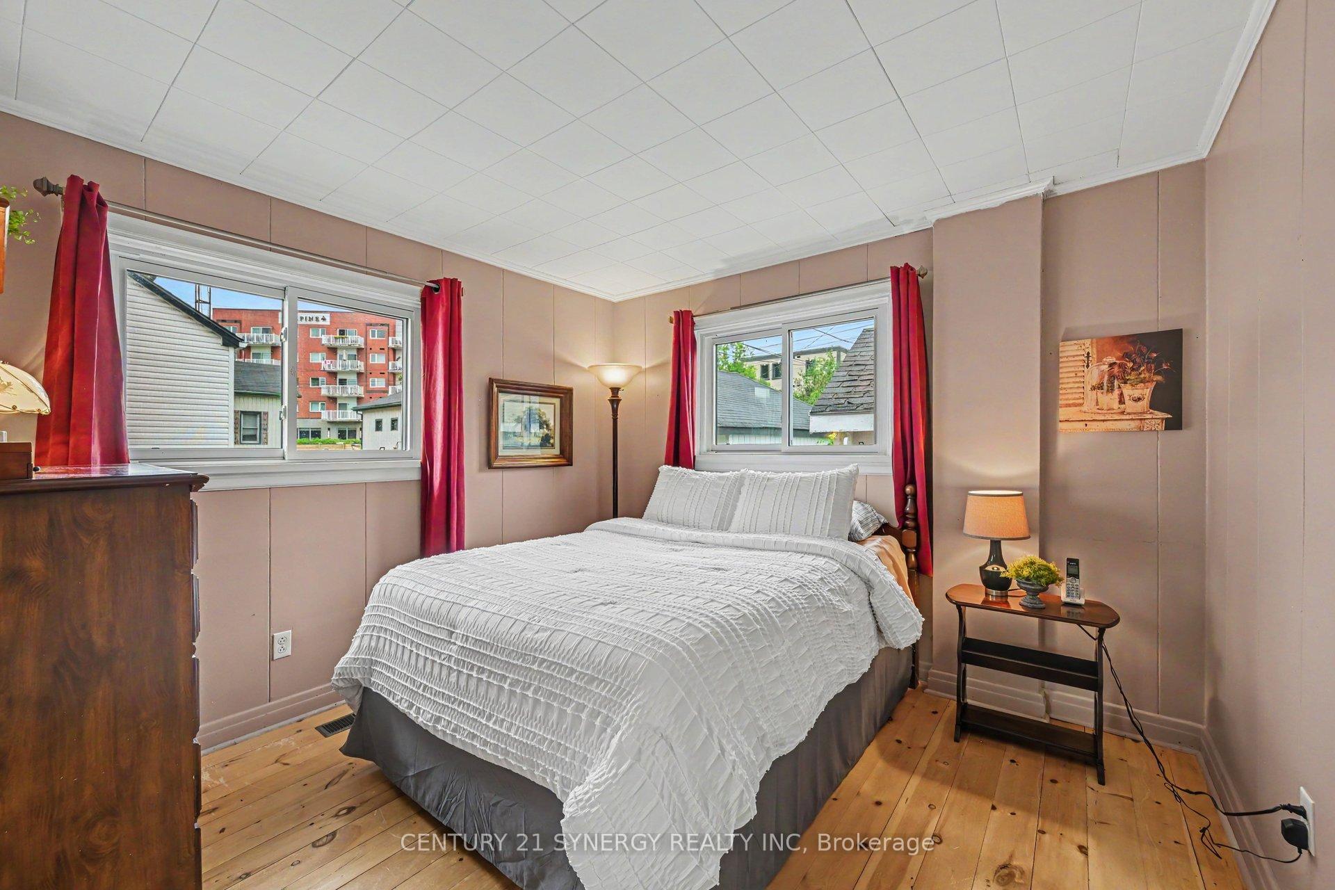 Photo 15 of 5 Queen Street, Smiths Falls, Smiths Falls — HOMEH