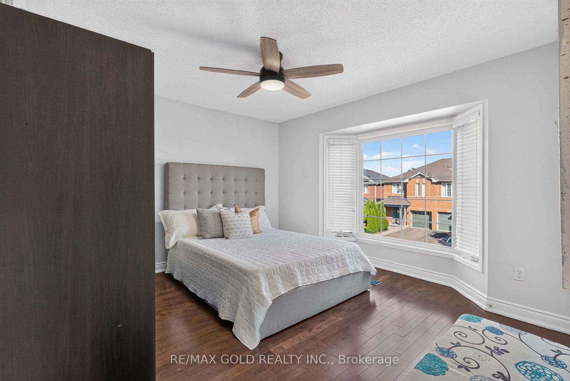 Photo 28 of 40 Dunure Crescent, Brampton, Fletcher's Meadow — HOMEH
