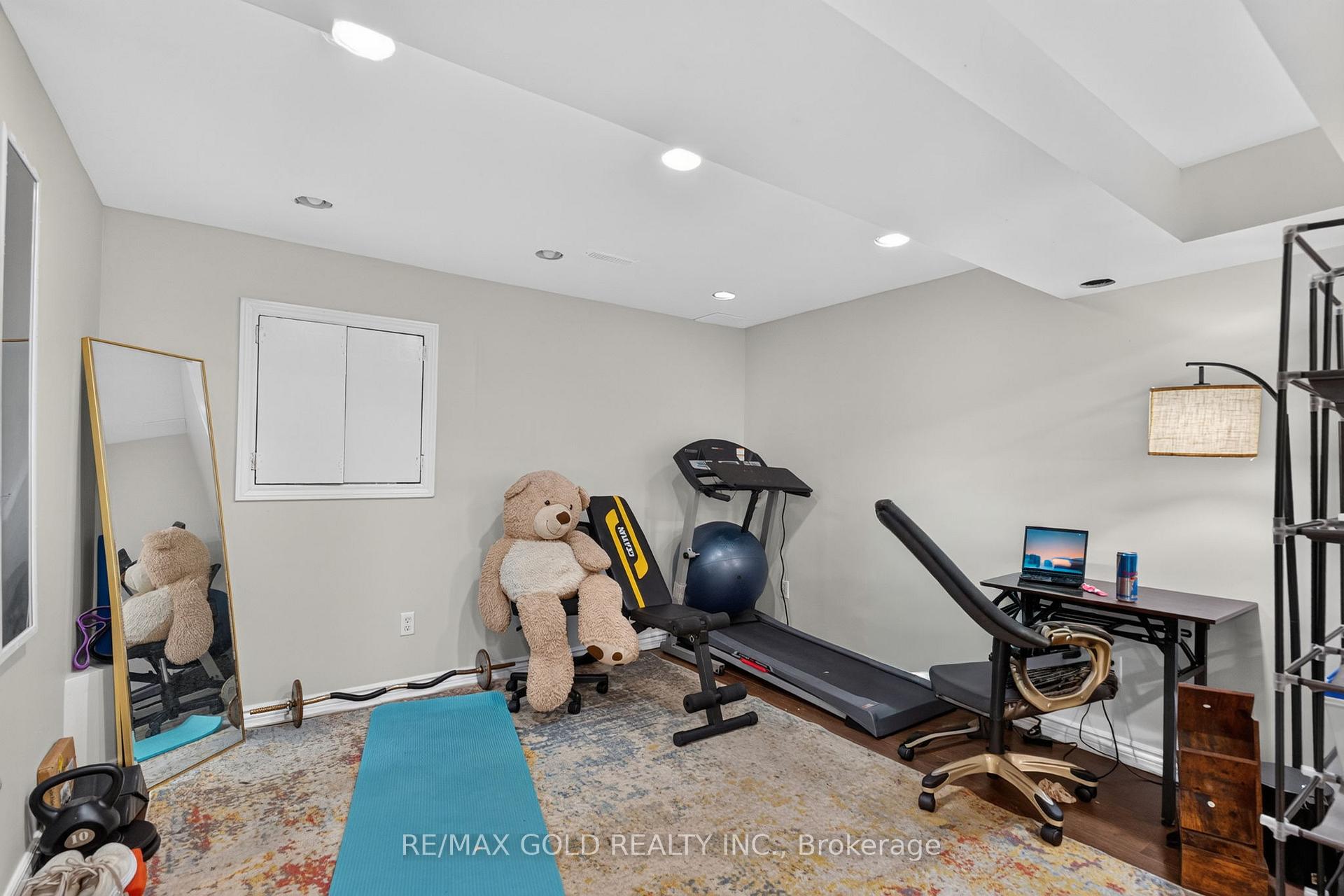 Photo 41 of 40 Dunure Crescent, Brampton, Fletcher's Meadow — HOMEH