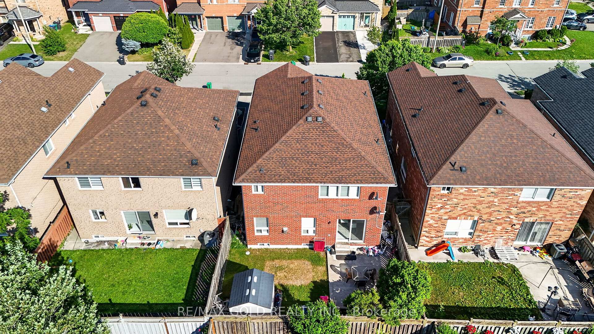 Photo 46 of 40 Dunure Crescent, Brampton, Fletcher's Meadow — HOMEH