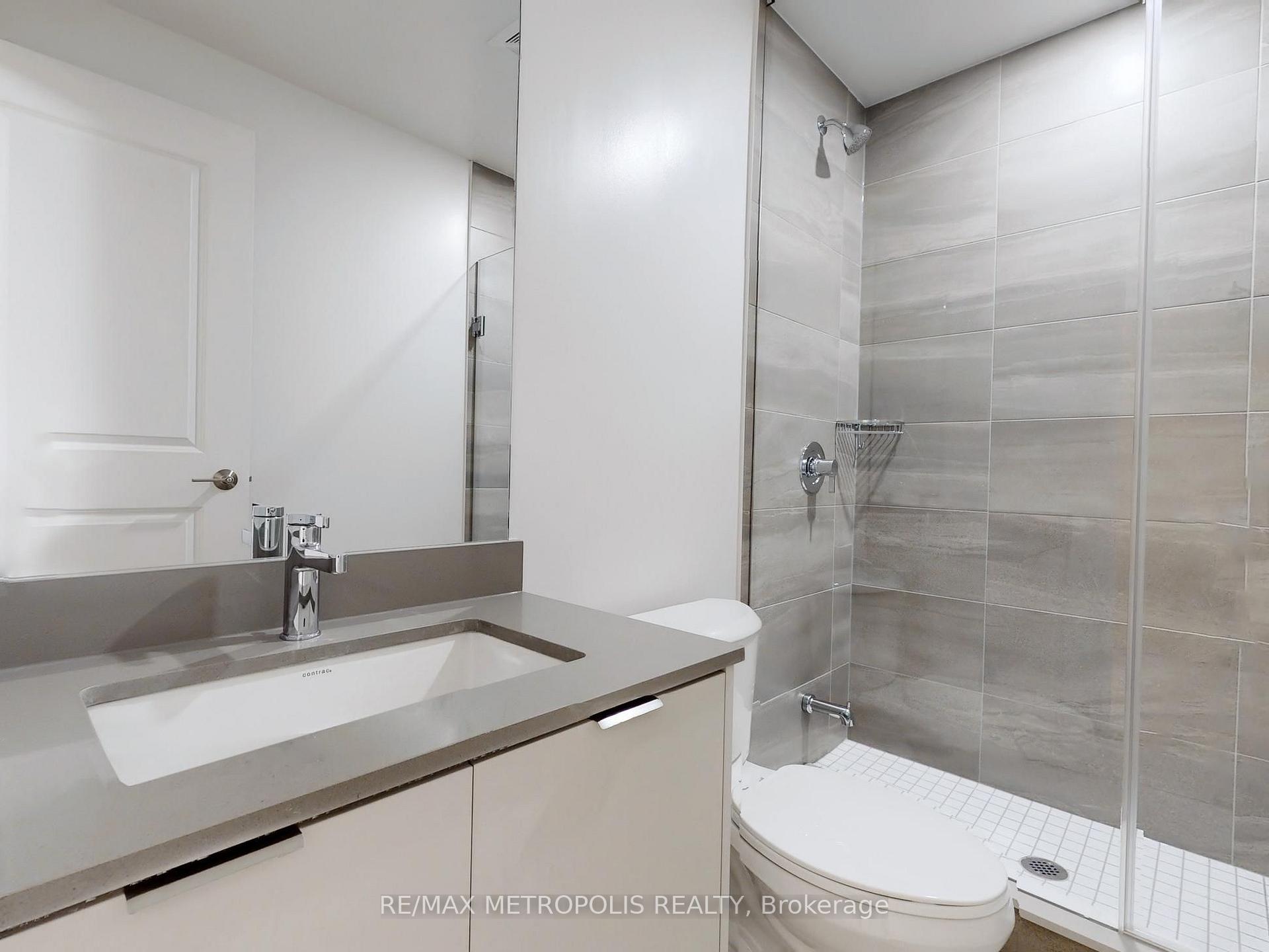 Photo 4 of Unit 1602, 204 Burnhamthorpe Road E, Mississauga, Mississauga Valleys — HOMEH