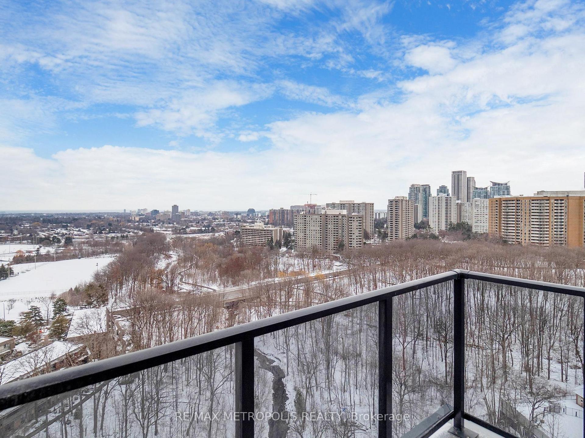 Photo 14 of Unit 1602, 204 Burnhamthorpe Road E, Mississauga, Mississauga Valleys — HOMEH