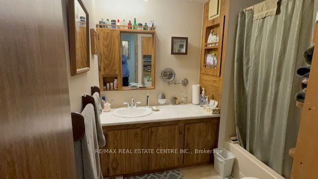 Photo 17 of 21 Maple Grove Village Road, Southgate — HOMEH