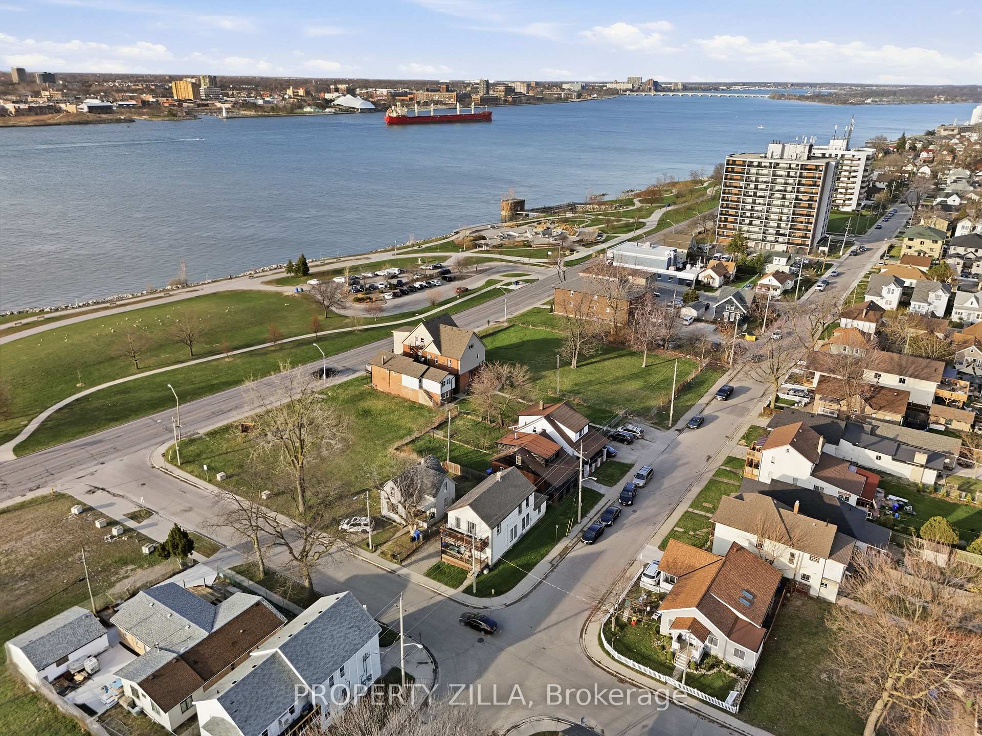 Photo 4 of 819-829 Riverside Drive E, Windsor — HOMEH