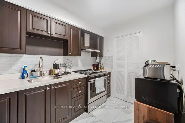 Photo 14 of Unit 255, 10 Eddystone Avenue, North York, Glenfield-Jane Heights — HOMEH