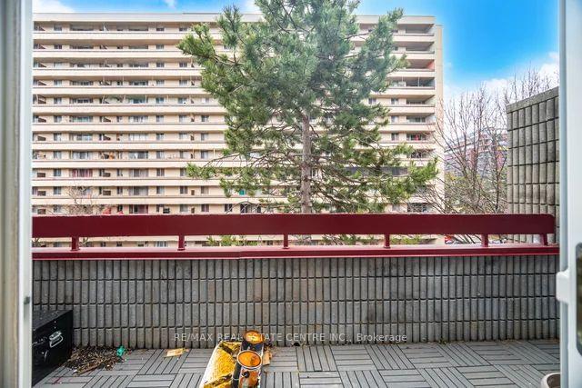 Photo 17 of Unit 255, 10 Eddystone Avenue, North York, Glenfield-Jane Heights — HOMEH