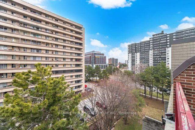 Photo 38 of Unit 255, 10 Eddystone Avenue, North York, Glenfield-Jane Heights — HOMEH