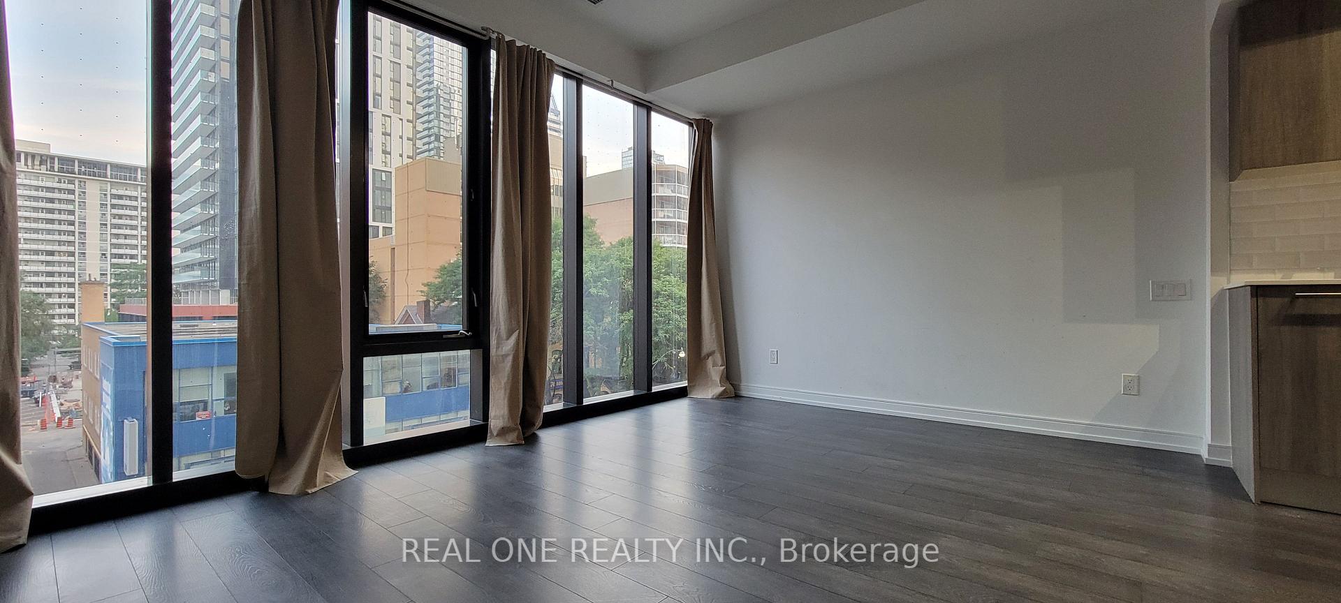 Photo 2 of Unit 305, 28 Wellesley Street E, Toronto, Church-Yonge Corridor — HOMEH