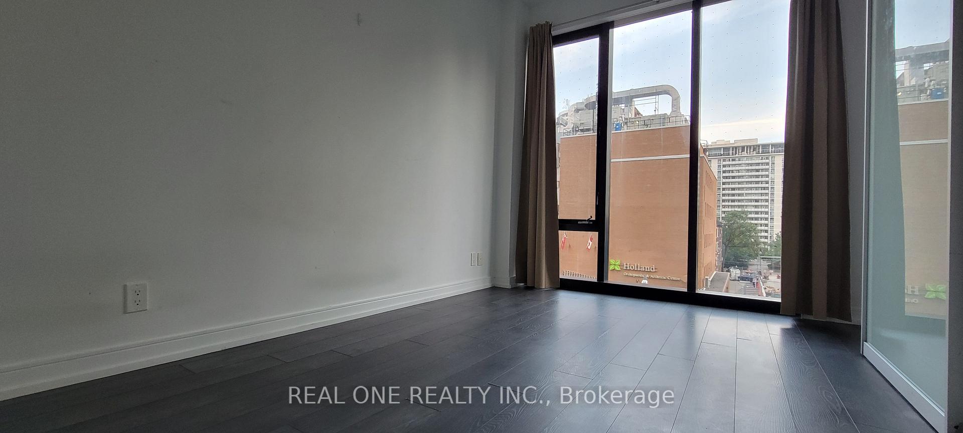 Photo 5 of Unit 305, 28 Wellesley Street E, Toronto, Church-Yonge Corridor — HOMEH