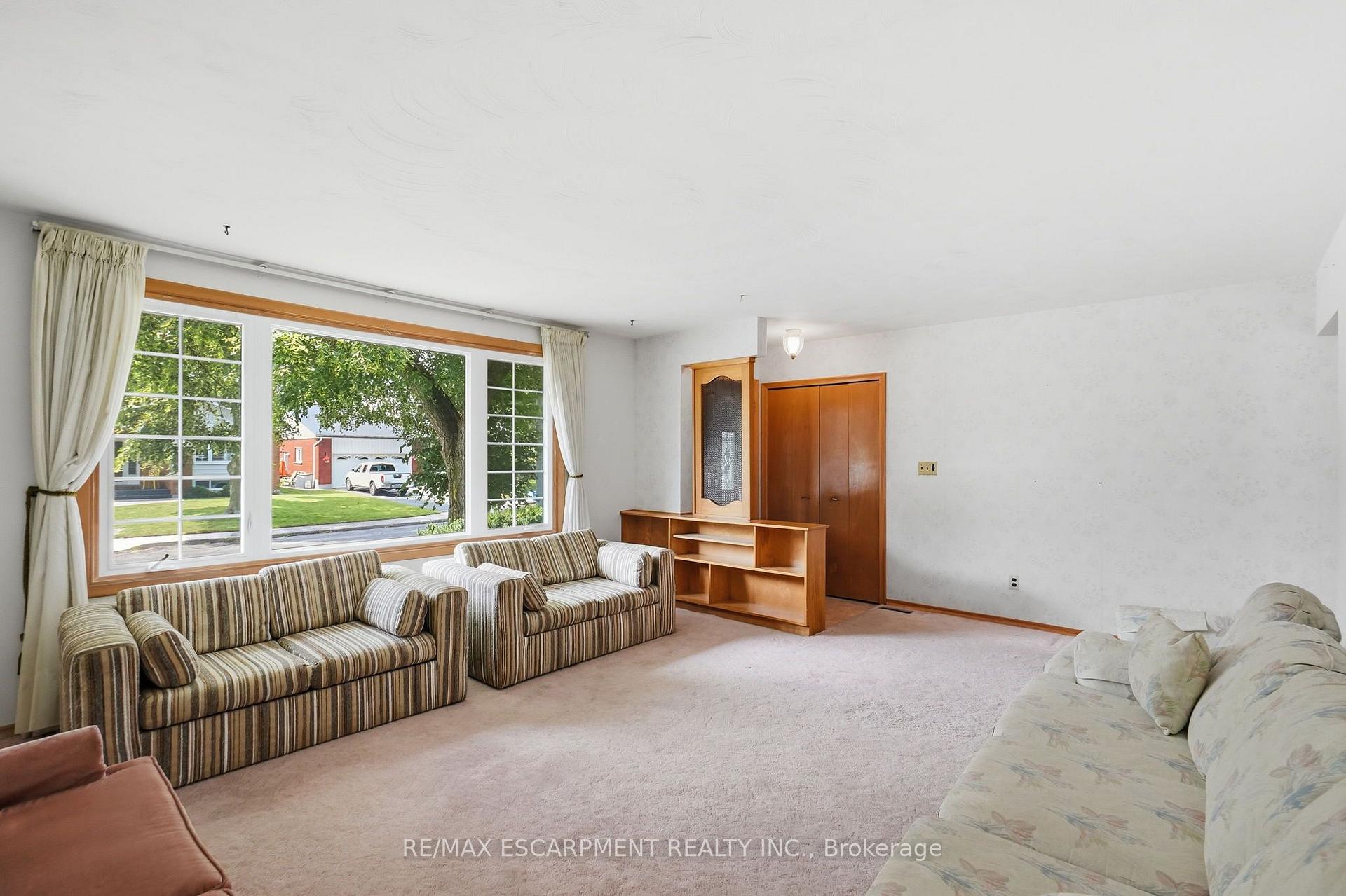 Photo 7 of 6 Caprice Court, Hamilton, Rolston — HOMEH