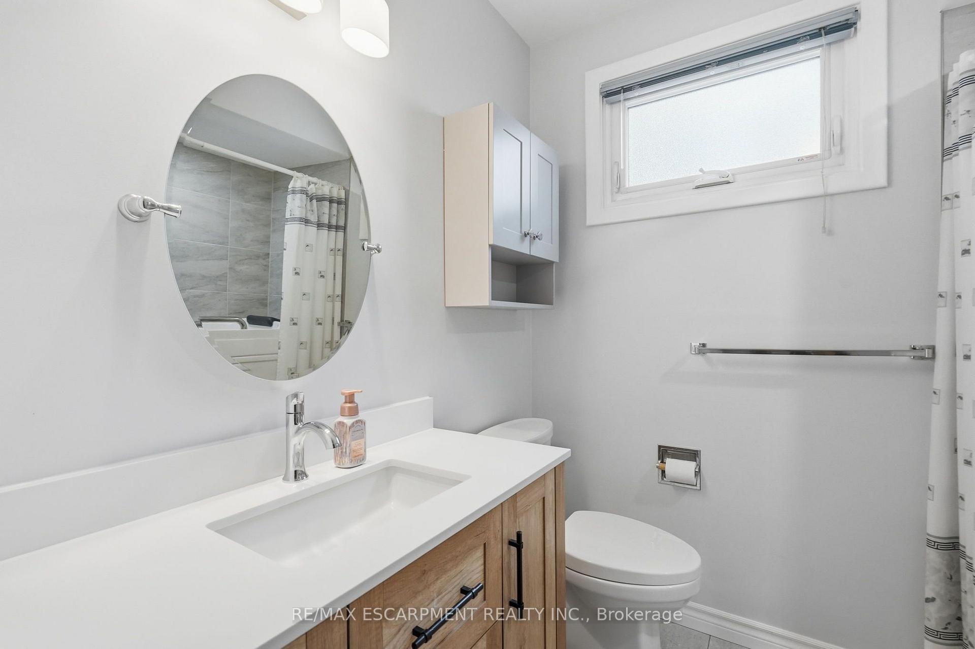 Photo 22 of 6 Caprice Court, Hamilton, Rolston — HOMEH