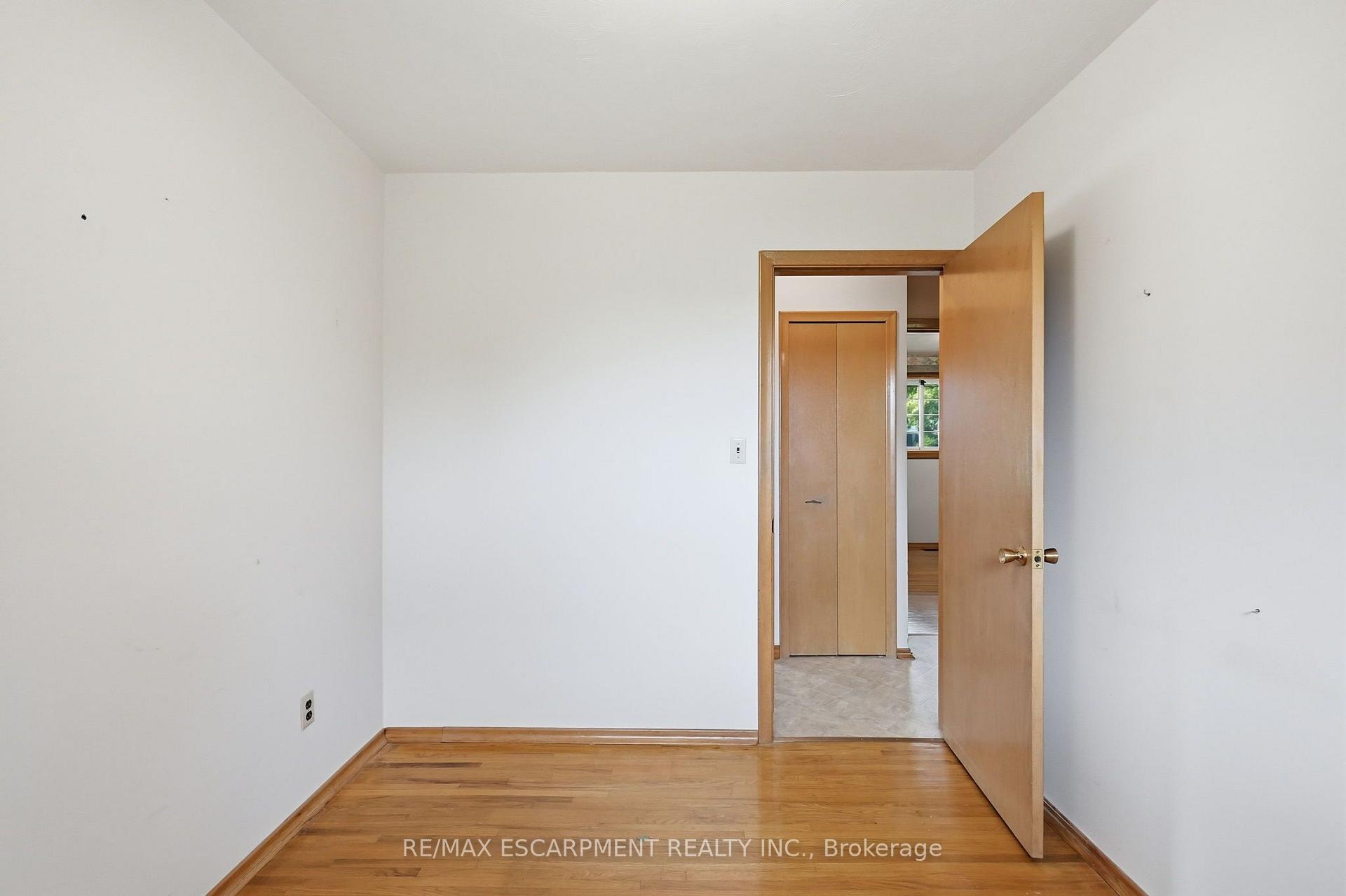 Photo 29 of 6 Caprice Court, Hamilton, Rolston — HOMEH