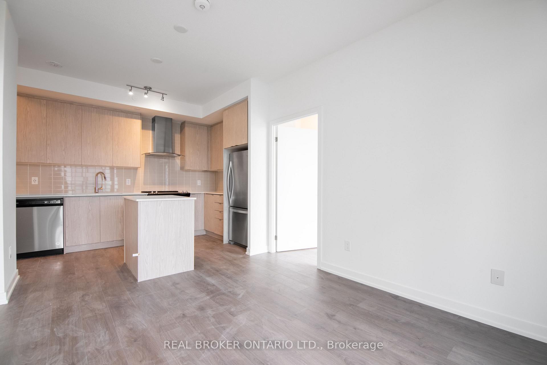 Photo 7 of Unit 1101, 55 Duke Street W, Kitchener, City Commercial Core — HOMEH