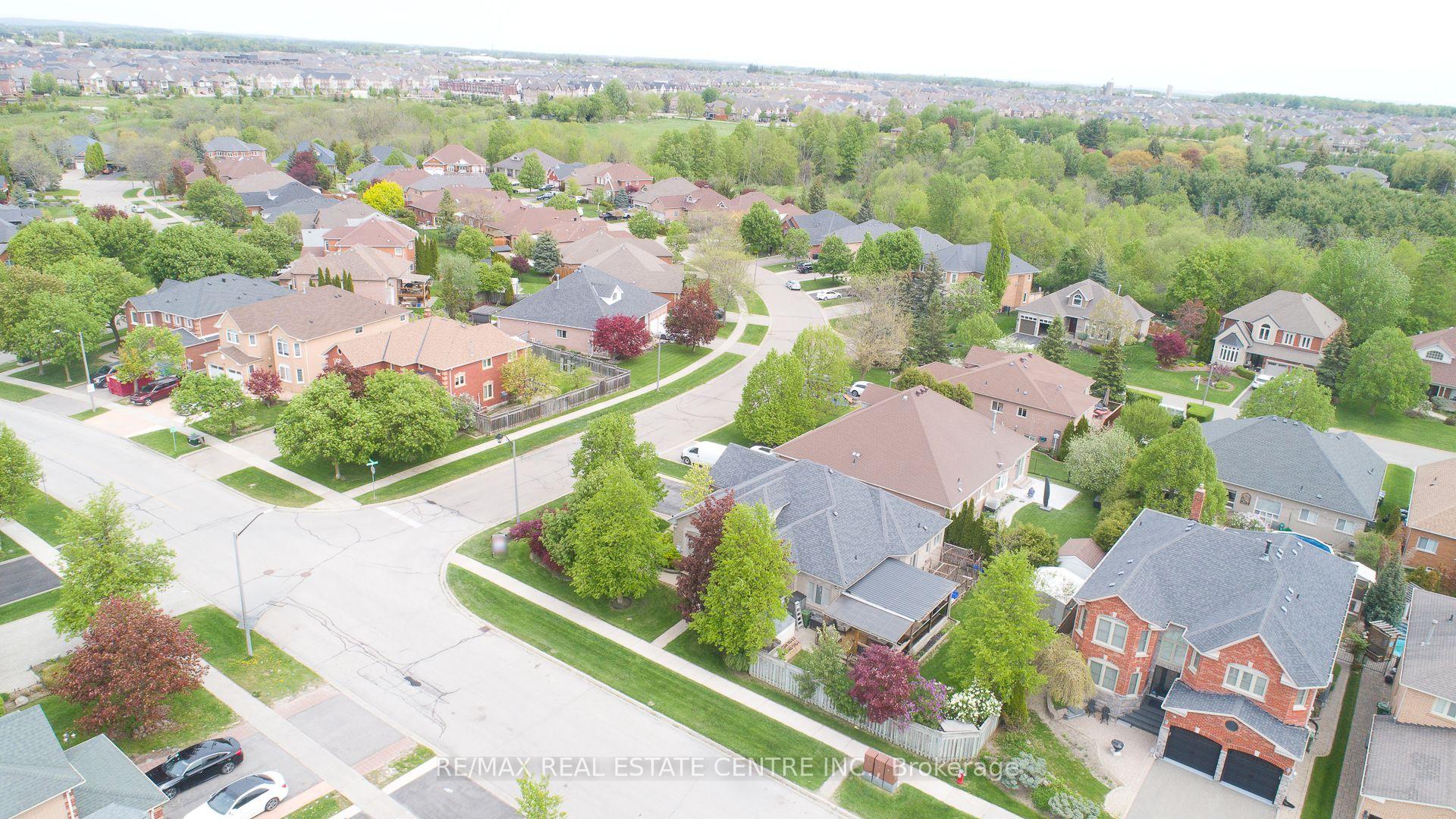 Photo 8 of 1 Kirkwood Crescent, Caledon, Rural Caledon — HOMEH