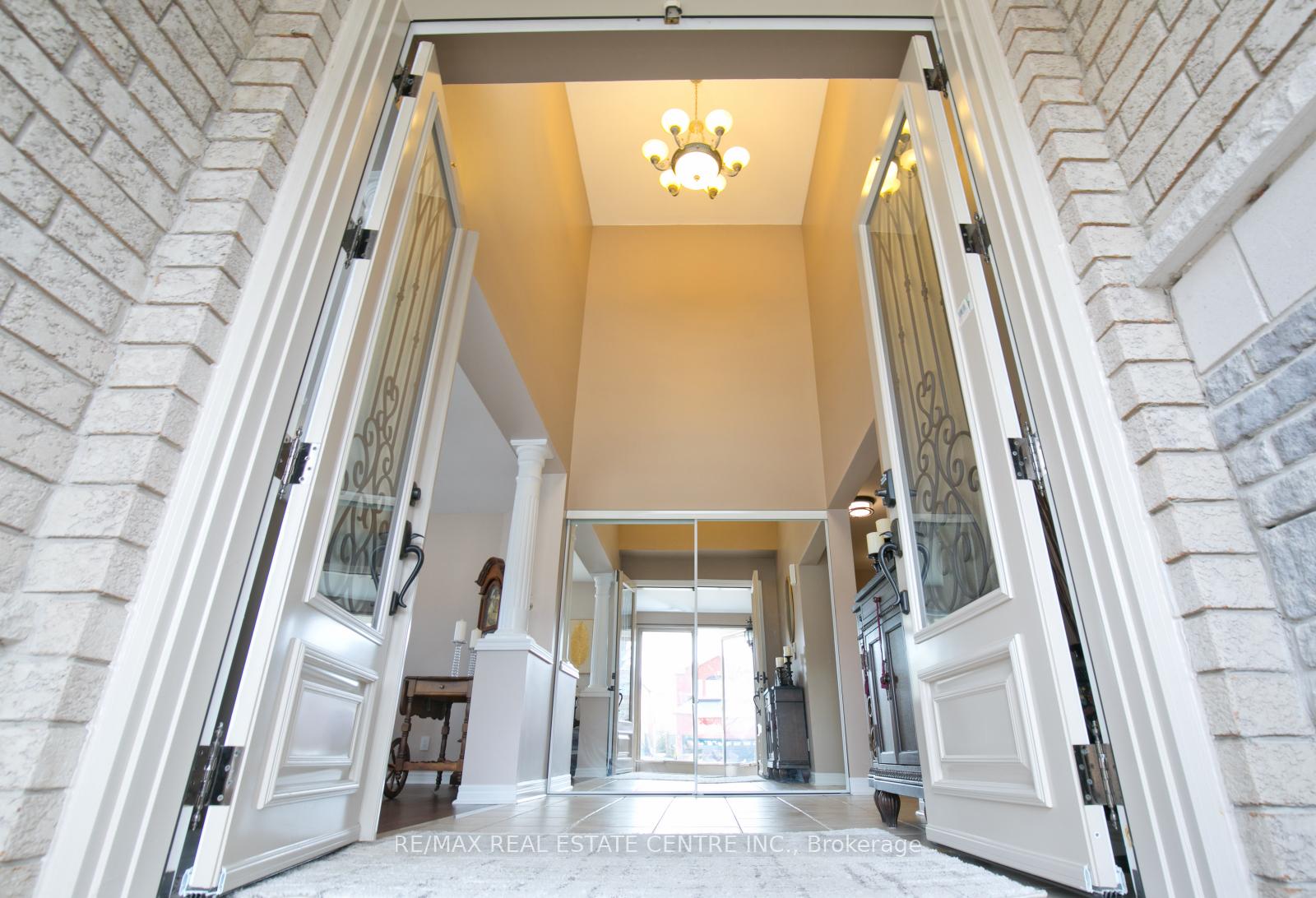 Photo 11 of 1 Kirkwood Crescent, Caledon, Rural Caledon — HOMEH