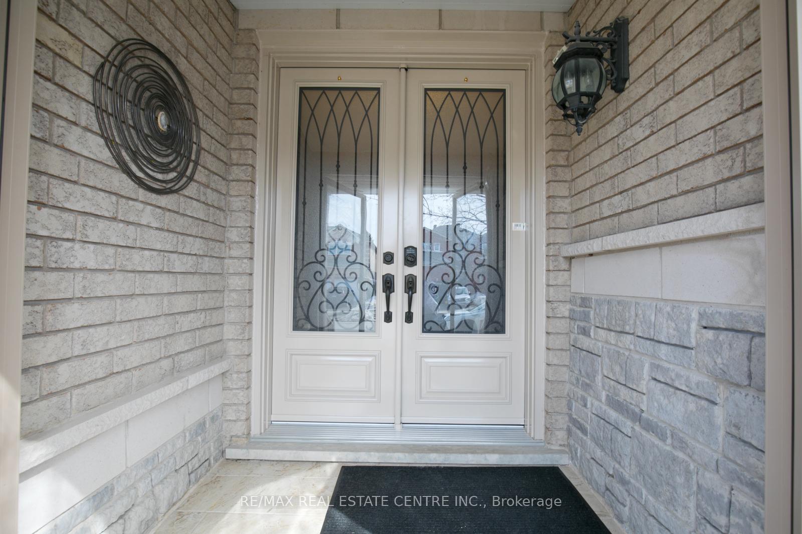 Photo 12 of 1 Kirkwood Crescent, Caledon, Rural Caledon — HOMEH