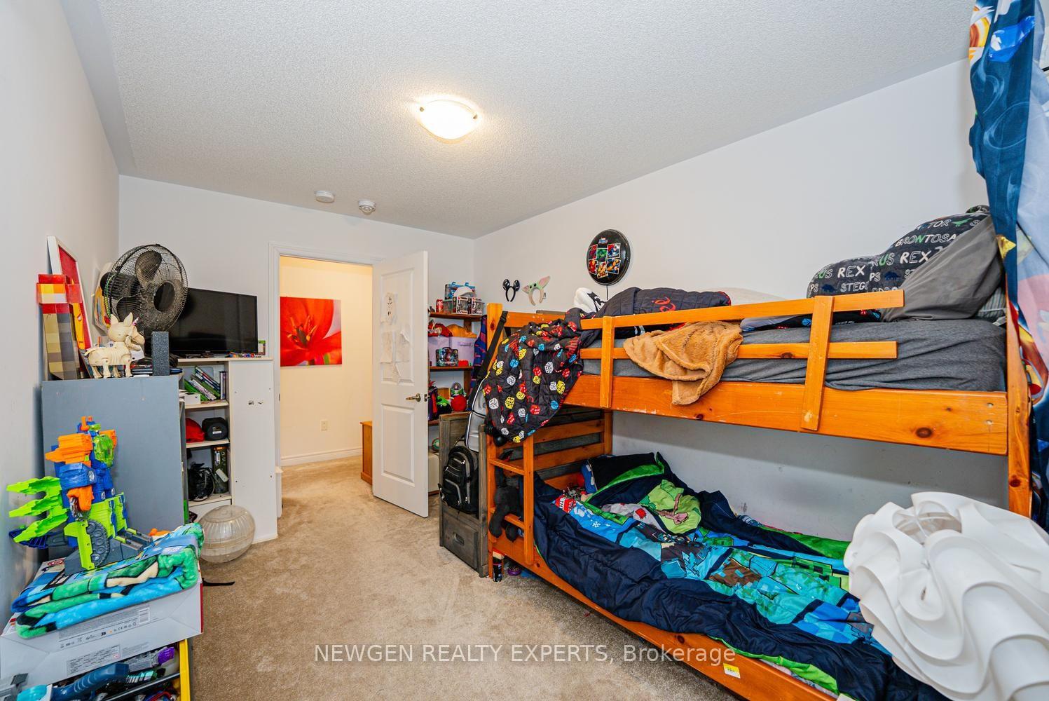 Photo 37 of 335 Ridley Crescent, Southgate — HOMEH