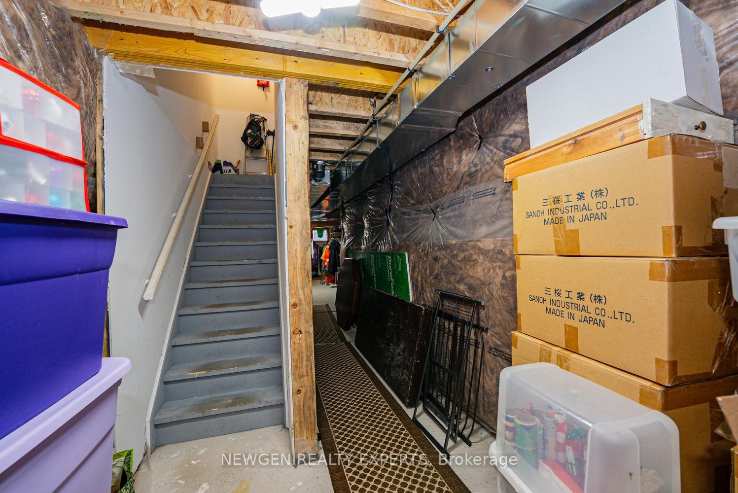 Photo 40 of 335 Ridley Crescent, Southgate — HOMEH