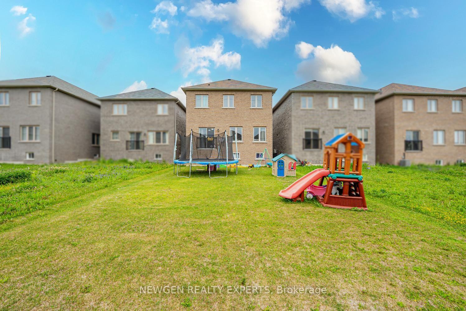 Photo 44 of 335 Ridley Crescent, Southgate — HOMEH