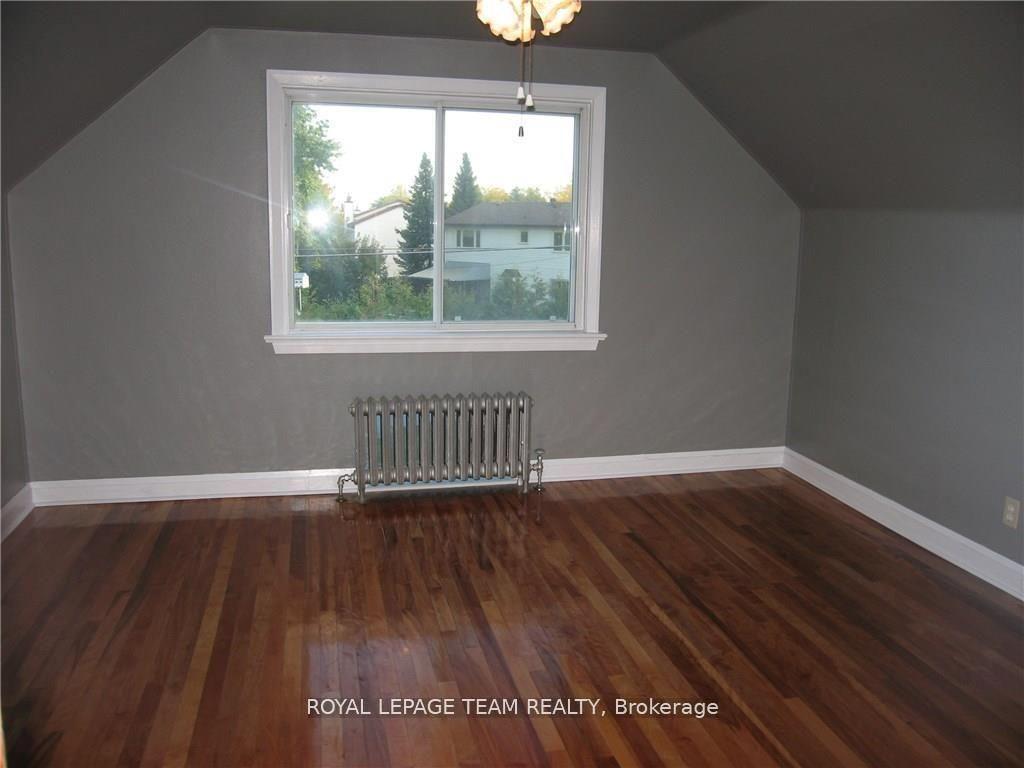 Photo 7 of 20 Argue Drive, Ottawa, Borden Farm/Stewart Farm/Carleton Heights/Parkwood Hills — HOMEH