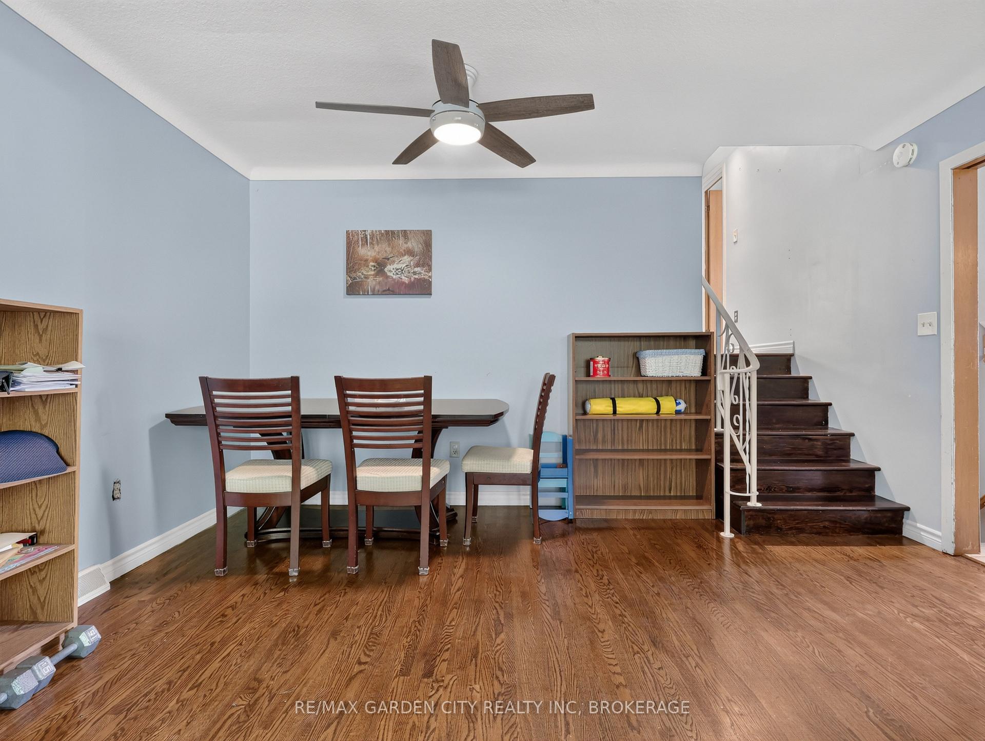 Photo 7 of 19 Black Knight Road, St. Catharines, Lakeport — HOMEH
