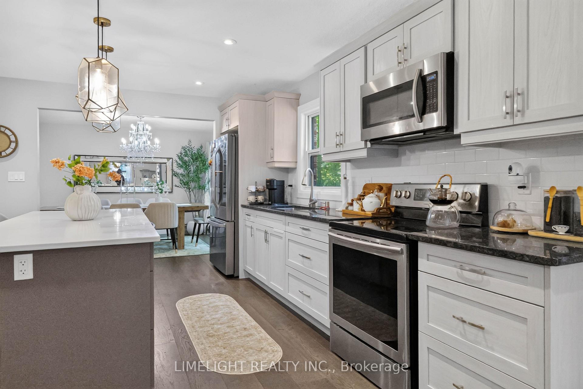 Photo 9 of 836 Manchester Road, London, North L — HOMEH