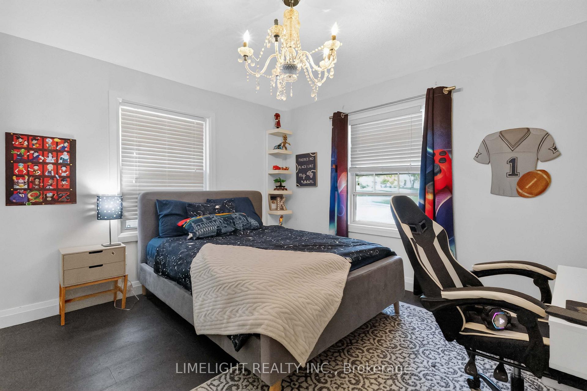 Photo 28 of 836 Manchester Road, London, North L — HOMEH