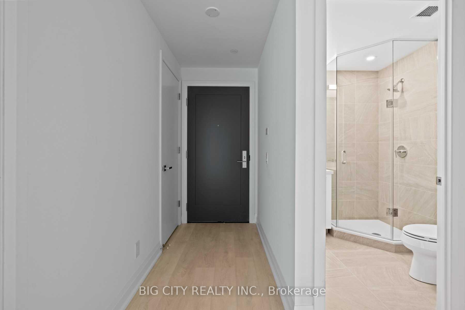 Photo 6 of Unit 1008, 33 Frederick Todd Way, Toronto, Thorncliffe Park — HOMEH