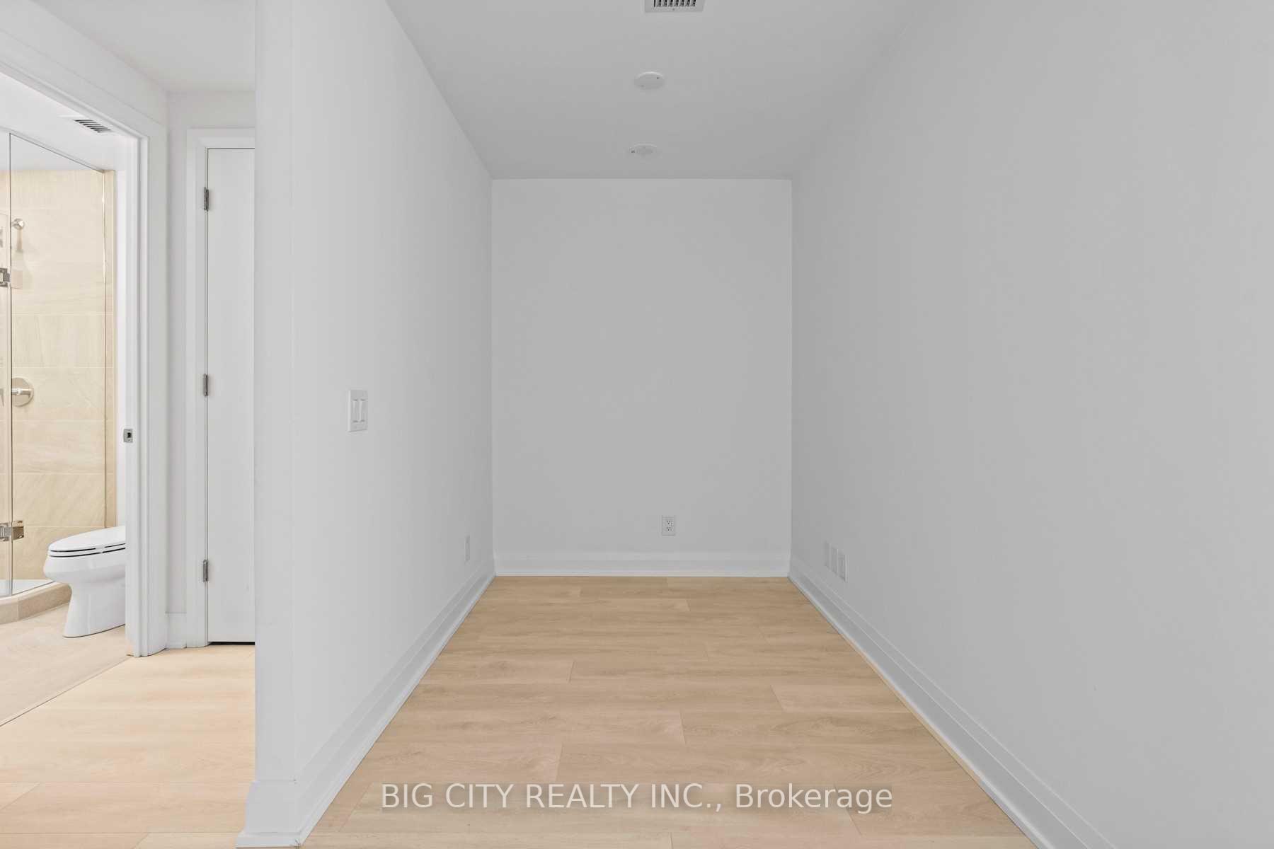 Photo 14 of Unit 1008, 33 Frederick Todd Way, Toronto, Thorncliffe Park — HOMEH