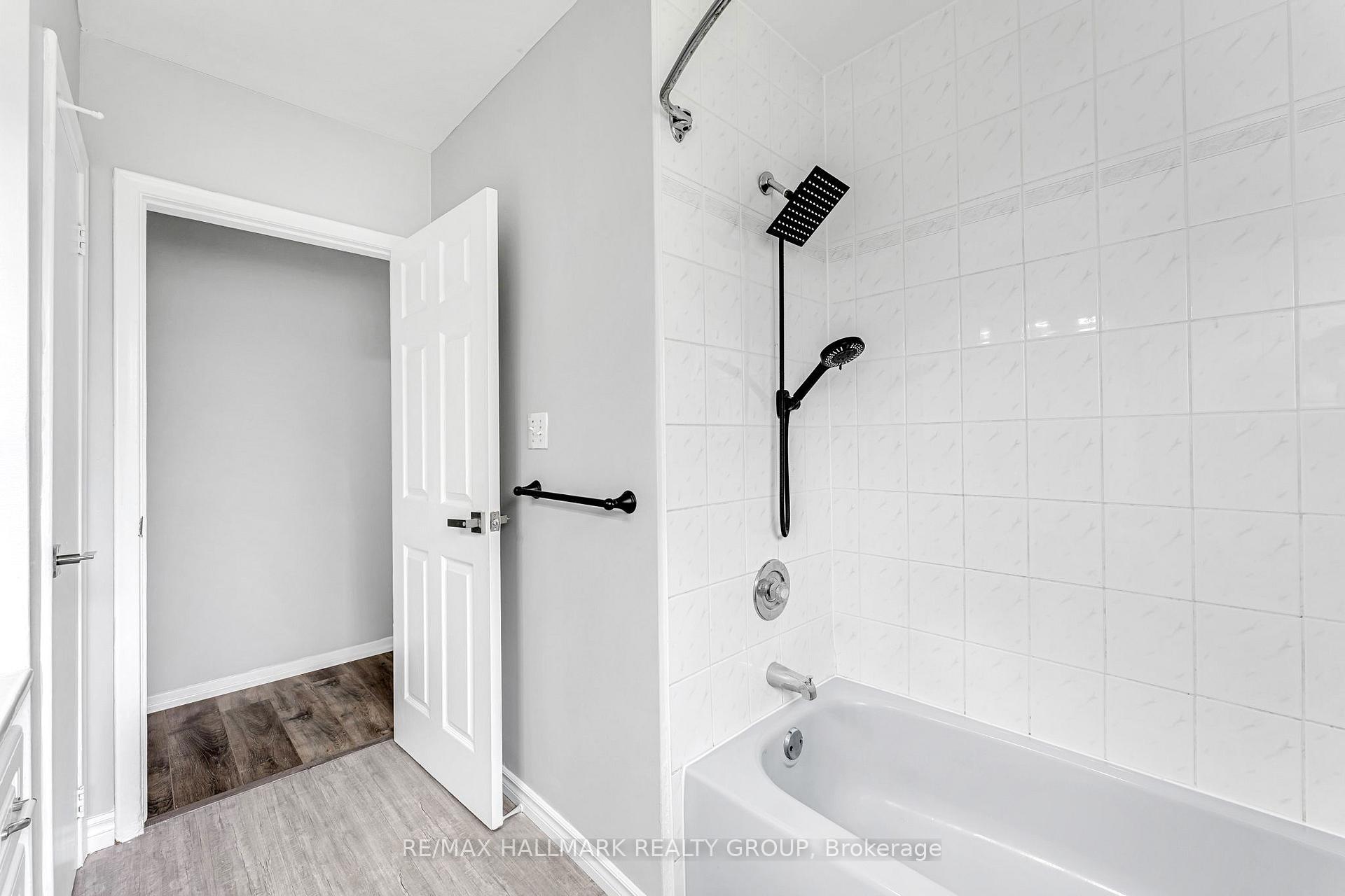 Photo 17 of 75 Briscoe Street, Loyalist, Amherstview — HOMEH