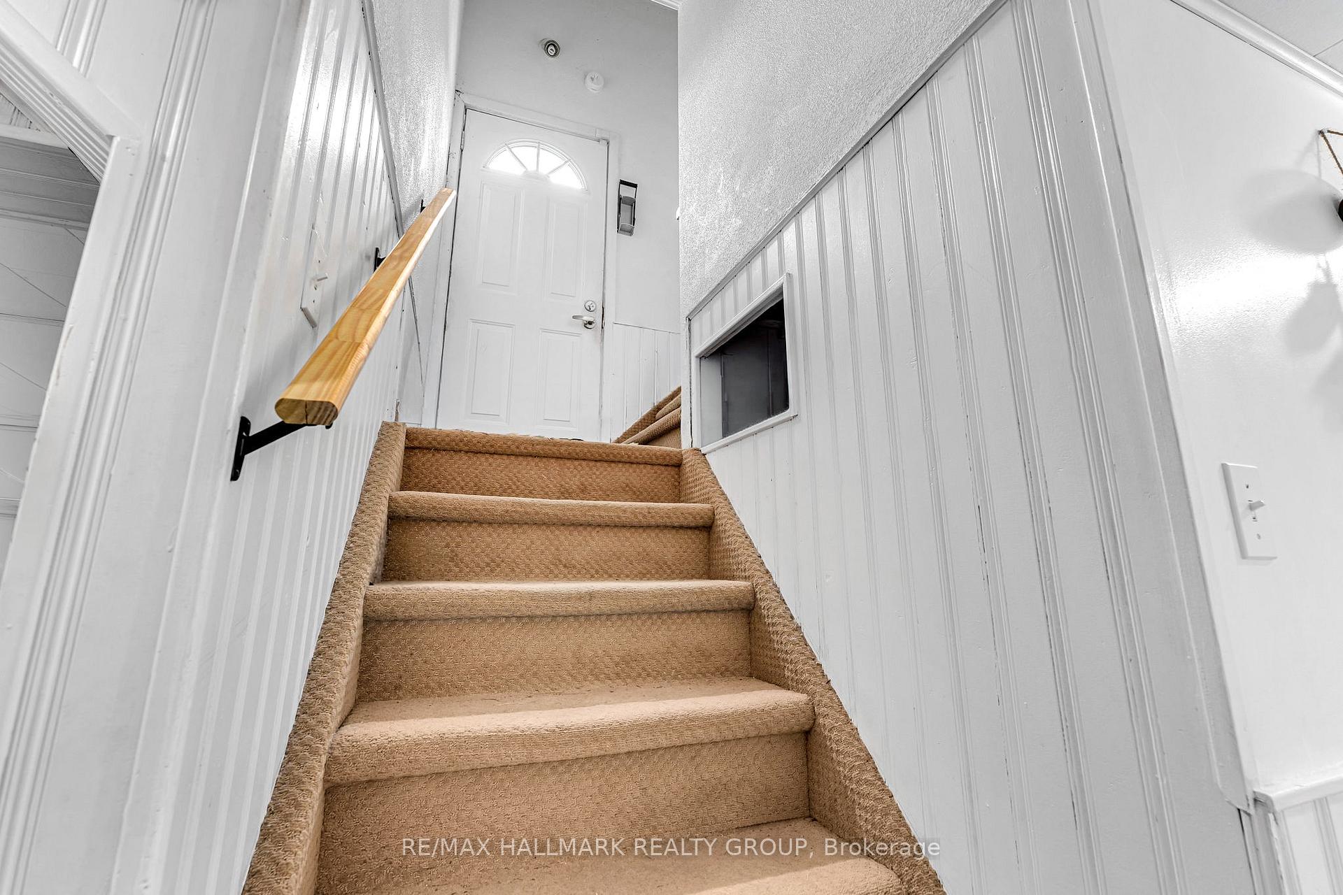 Photo 25 of 75 Briscoe Street, Loyalist, Amherstview — HOMEH