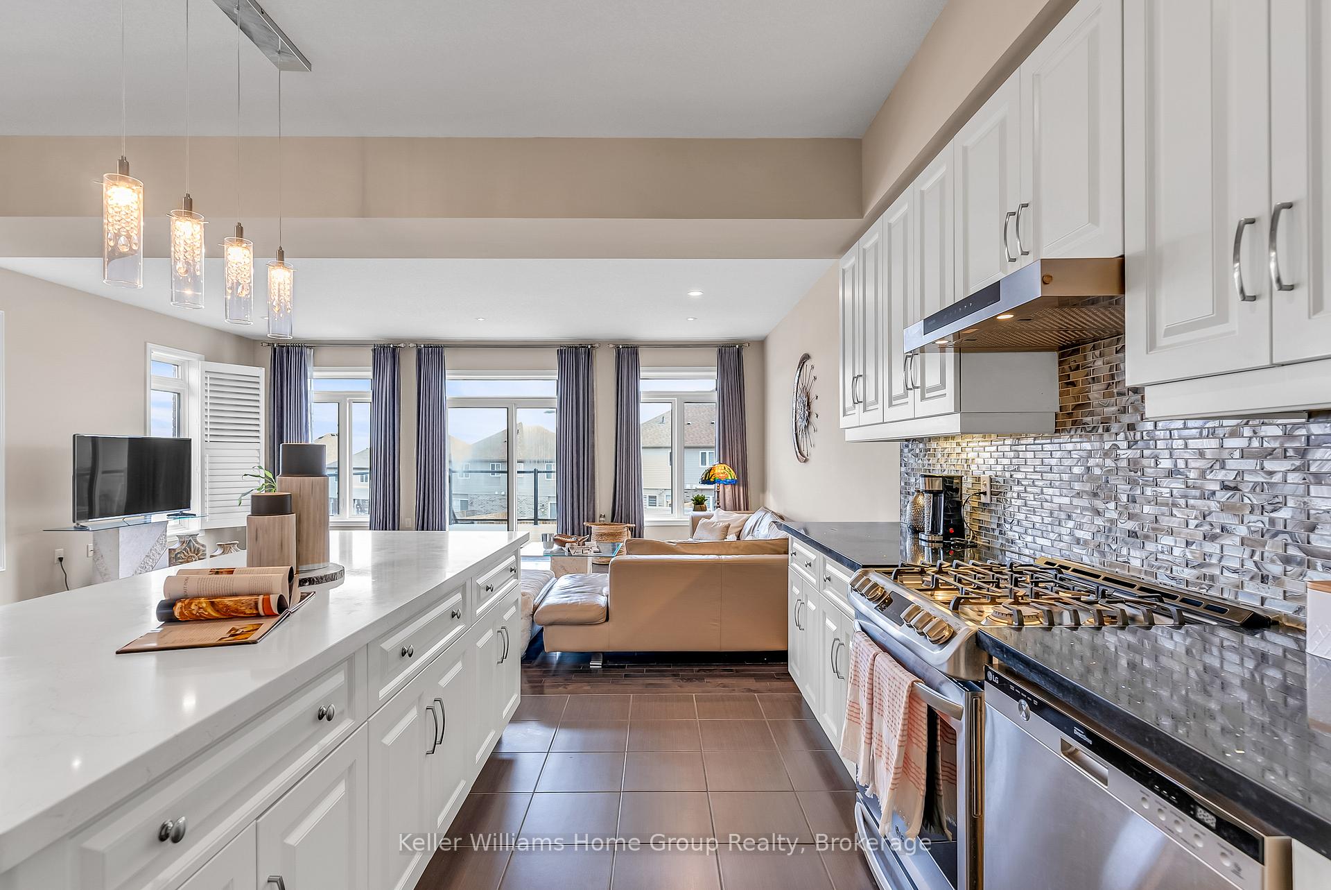 Photo 12 of 17 Dudley Drive, Guelph, Kortright East — HOMEH