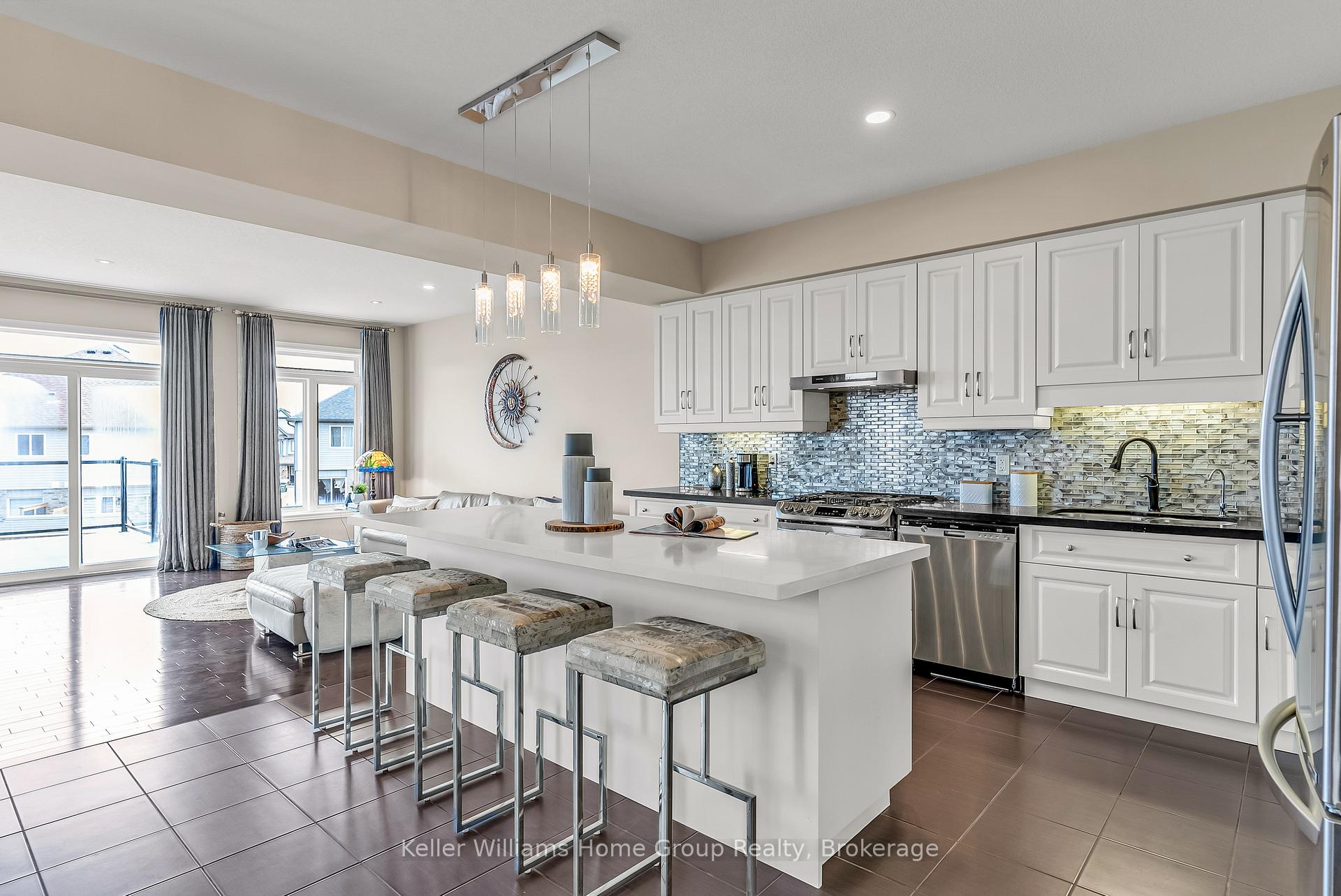 Photo 15 of 17 Dudley Drive, Guelph, Kortright East — HOMEH
